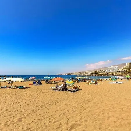 Two Bedroom In Playa De Americas Apartmán